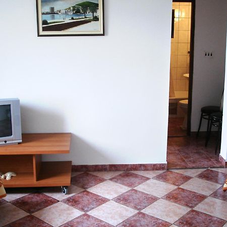 Apartments With A Parking Space Sutivan, Brac - 745 Habitación foto